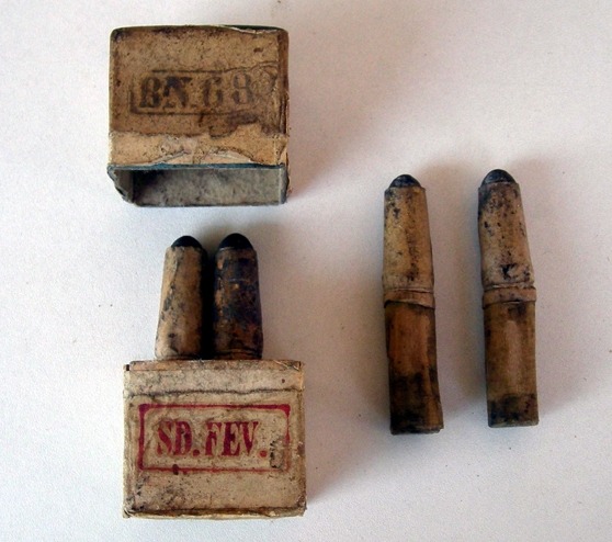 Original Papierpatronen fürs Chassepot / Von Hmaag - Eigenes Werk, CC BY-SA 3.0, https://commons.wikimedia.org/w/index.php?curid=35118650
